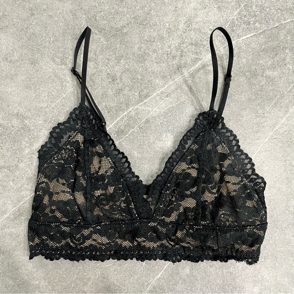 Talula Aritzia Black Lace Nude Bralette Renfrew XS